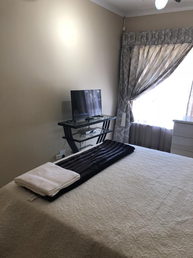 Khuvena Guesthouse Randburg Ngoại thất bức ảnh