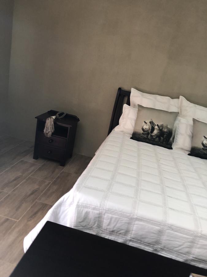 Khuvena Guesthouse Randburg Ngoại thất bức ảnh