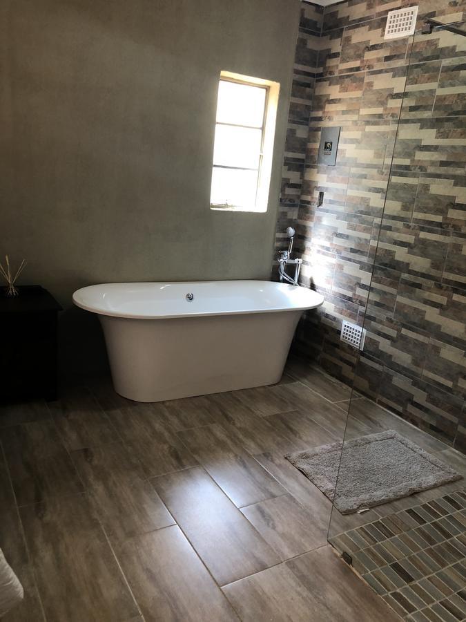 Khuvena Guesthouse Randburg Ngoại thất bức ảnh