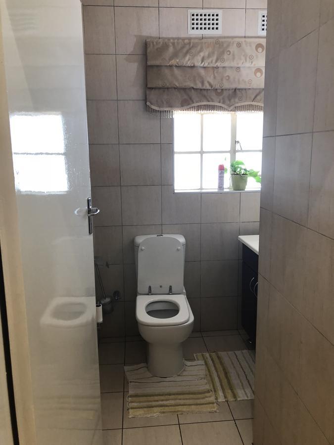 Khuvena Guesthouse Randburg Ngoại thất bức ảnh