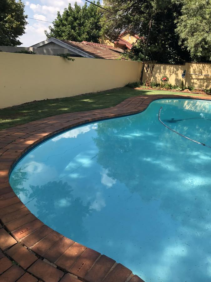 Khuvena Guesthouse Randburg Ngoại thất bức ảnh