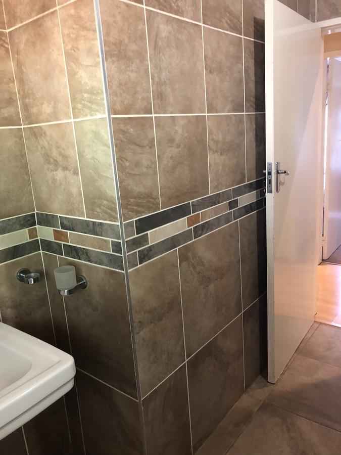 Khuvena Guesthouse Randburg Ngoại thất bức ảnh