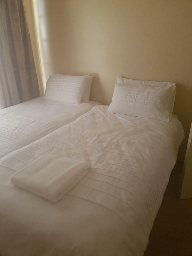 Khuvena Guesthouse Randburg Ngoại thất bức ảnh