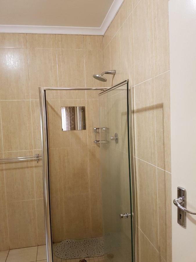 Khuvena Guesthouse Randburg Ngoại thất bức ảnh